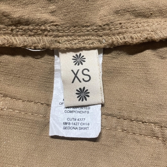 Show Me Your Mumu Sedona Brown Button Front Corduroy Mini Skirt Women's XS EUC - Picture 11 of 12